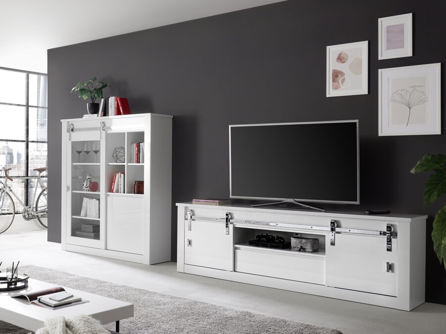 Collezione di mobili Cirelia